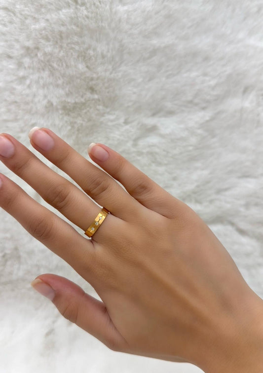 Tri-Love Band Ring
