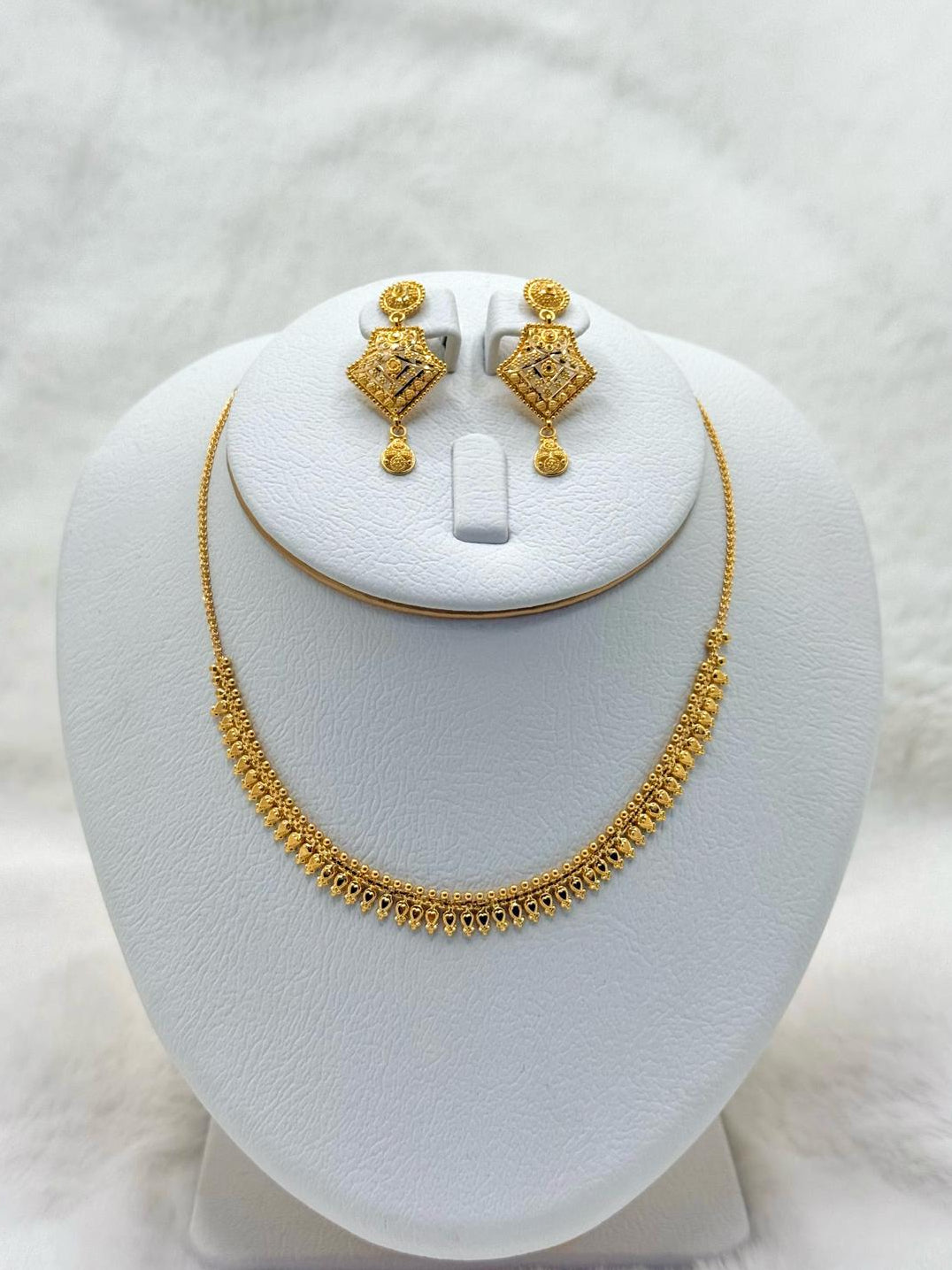 Sumaira Necklace Set