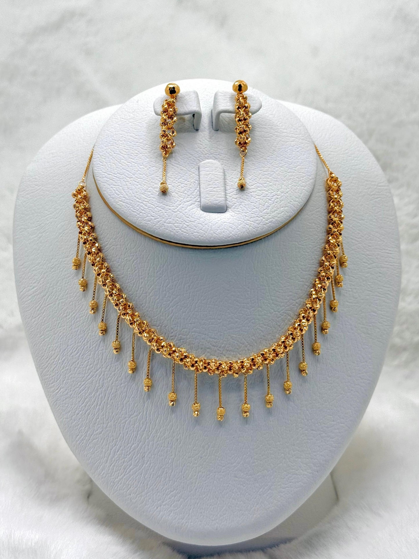 Iman Necklace Set