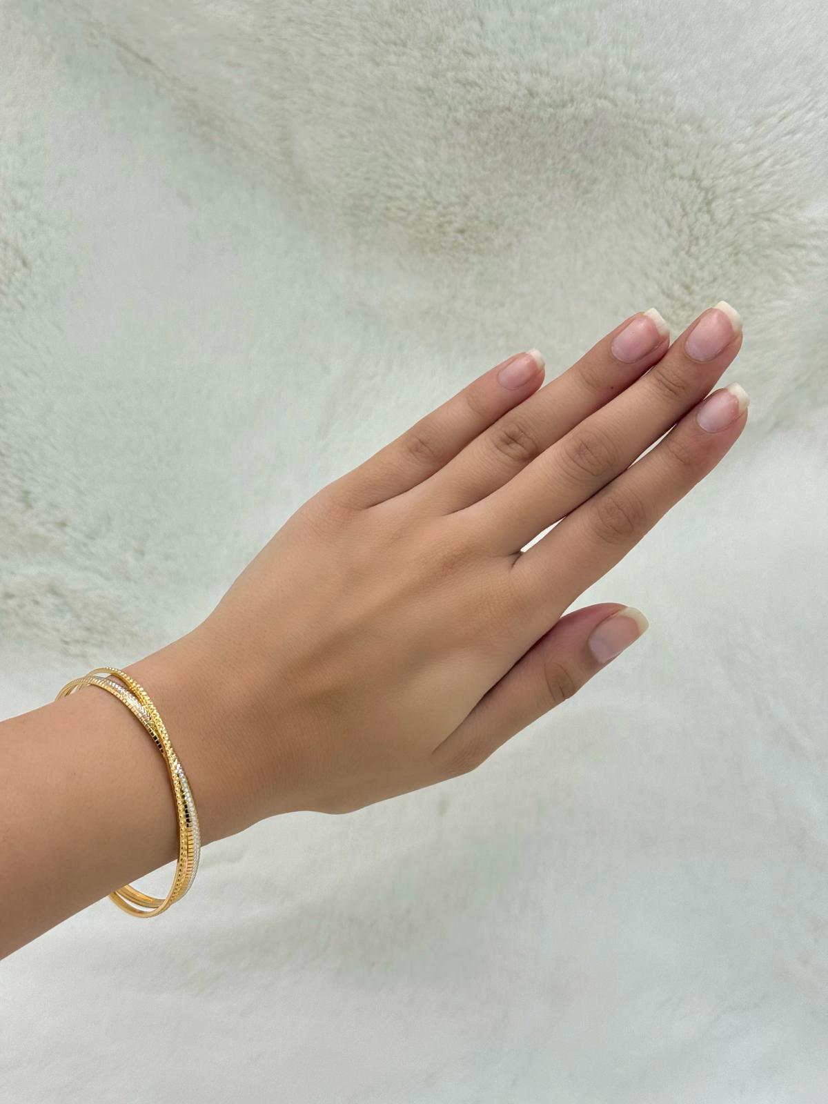 Twist Bangle V2